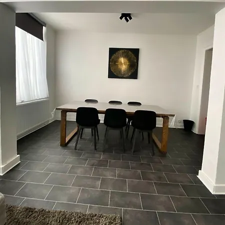 Grand Appartement Deux Chambres Brussels Exterior photo